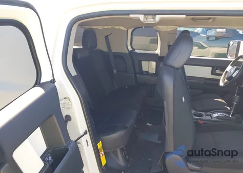 2012 Toyota Fj Cruiser из США, поврежденный, VIN JTEBU4BF6CK132917